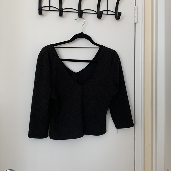 2/$20 Black Smart Set Crop top - Picture 2 of 4